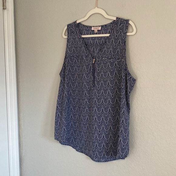 Woman’s 2X sleeveless Blouse! - Picture 6 of 6